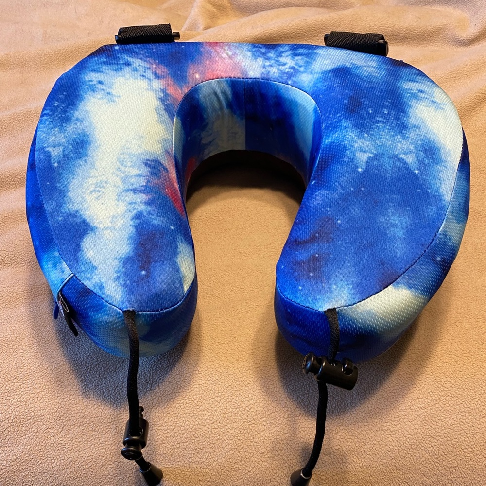 Neck pillow